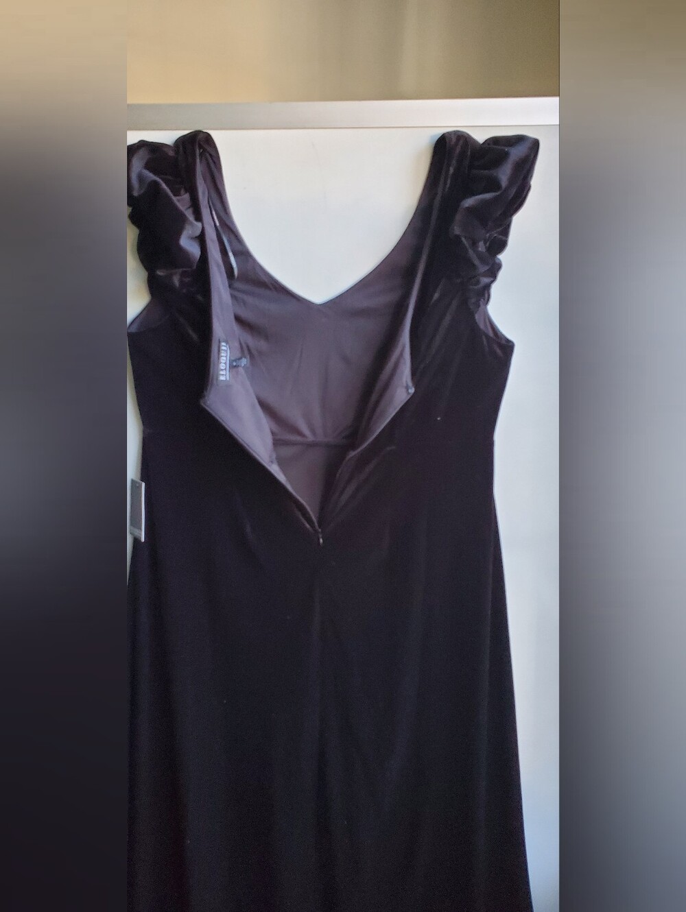 NWT ELOQUII Size 16 Black Velvet Empire Waist Midi Dress Puffy Sleeve Romantic